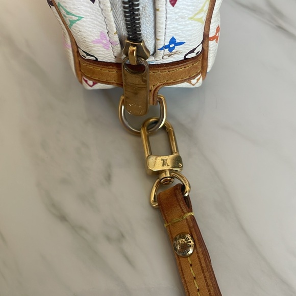 LOUIS VUITTON X MURAKAMI MULTICOLOUR MONOGRAM WAPITY CASE - Picture 9 of 12